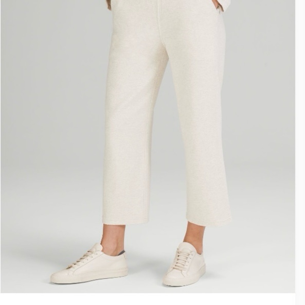 Lululemon High Rise Ribbed Pants size 6